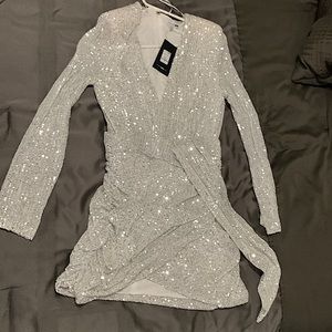 Large fashion nova mini sequin dress, zipper in back